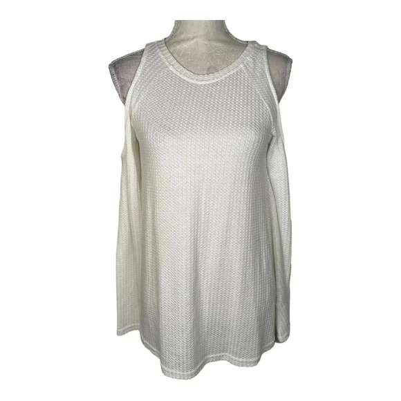 🤍 VERY J “Give Me The Cold Shoulder Ivory Top” size Small - Picture 2 of 5